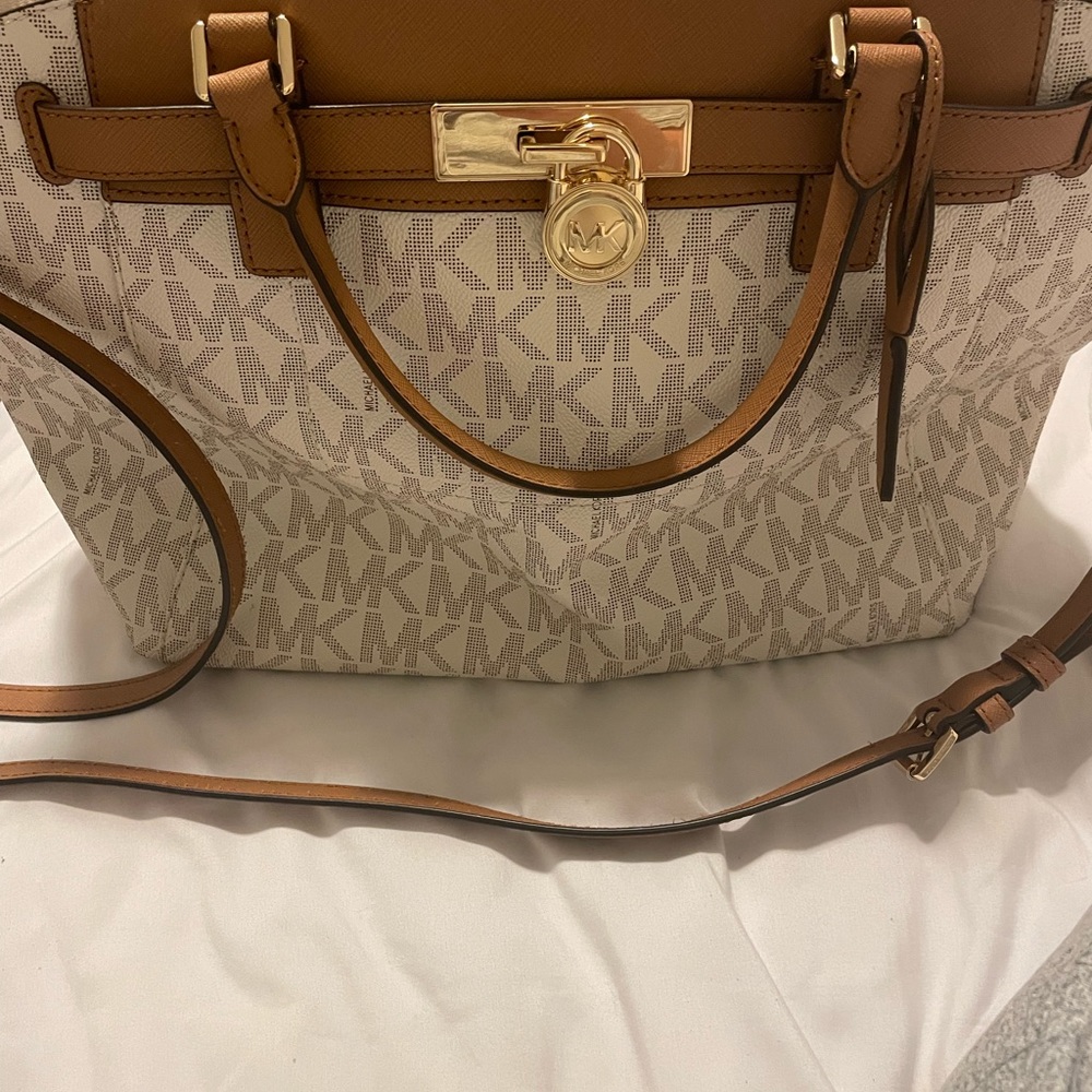 Michael Kors purse
